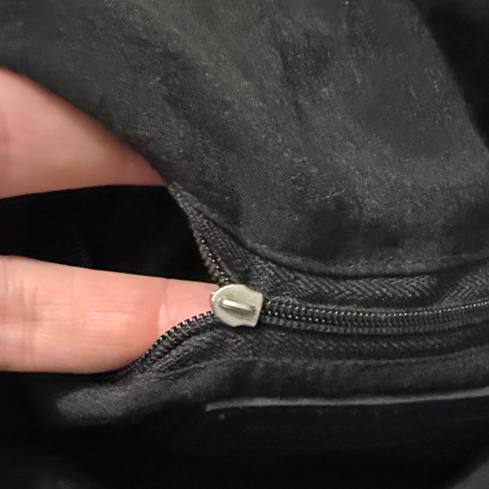 Monserat De Lucca Black Knotted Shoulder Bag - Picture 9 of 13